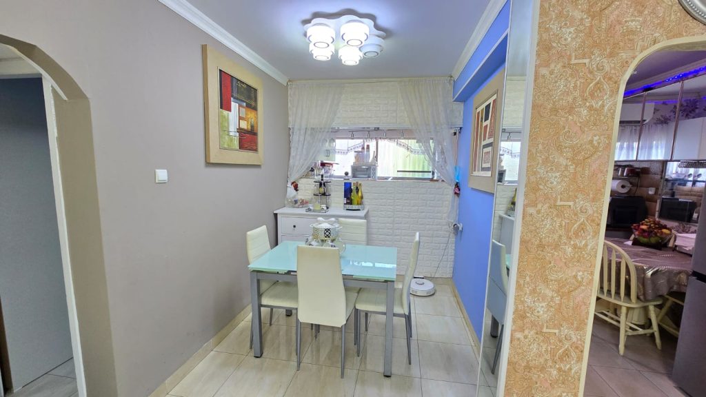 WhatsApp Image 2025-08-18 at 11.45.36 (1)