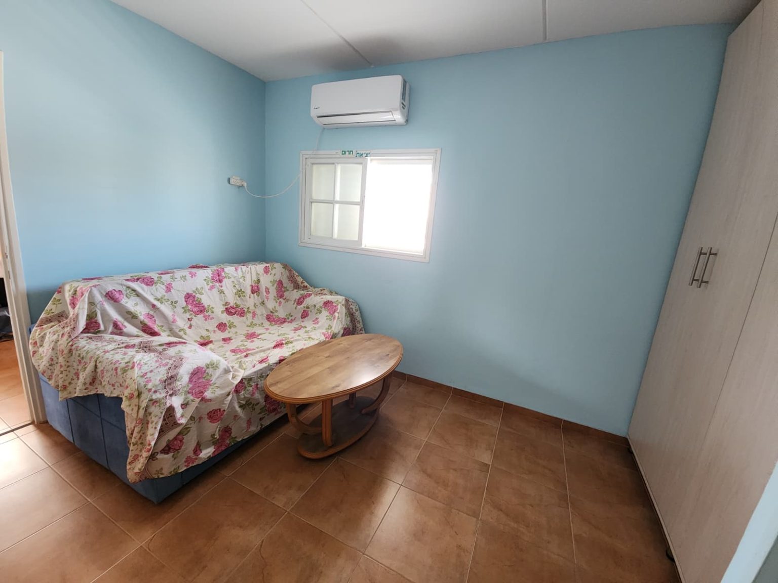 WhatsApp Image 2025-11-18 at 13.01.41 (1)