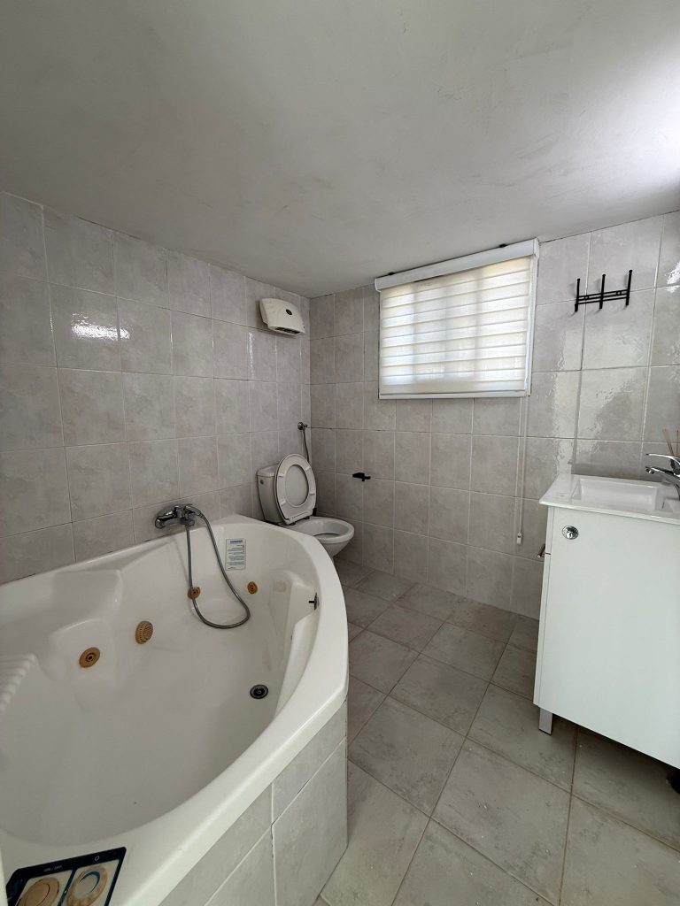 WhatsApp Image 2026-02-01 at 21.38.33 (1)