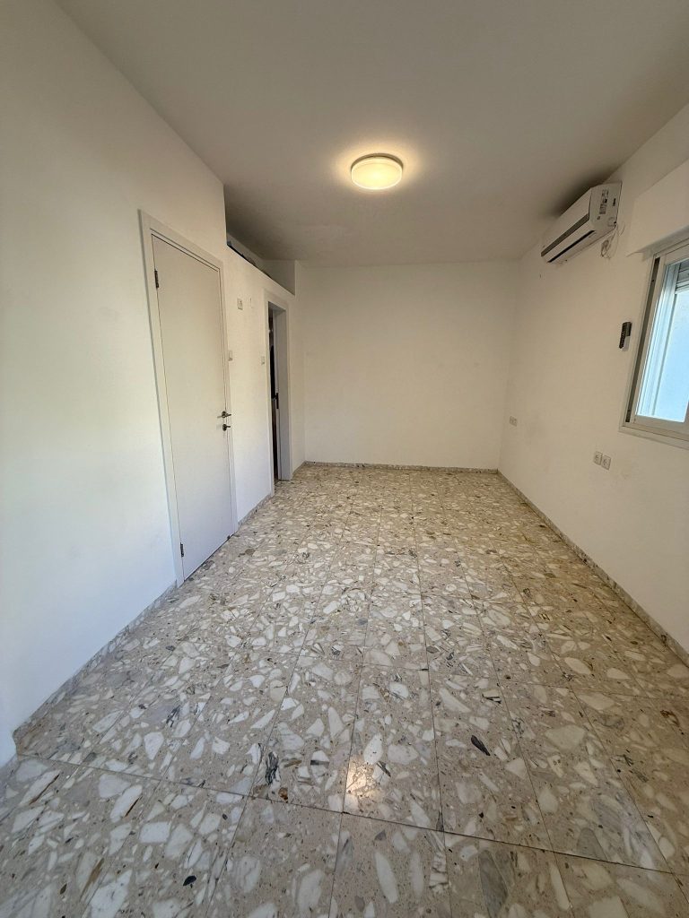 WhatsApp Image 2026-02-01 at 21.38.34