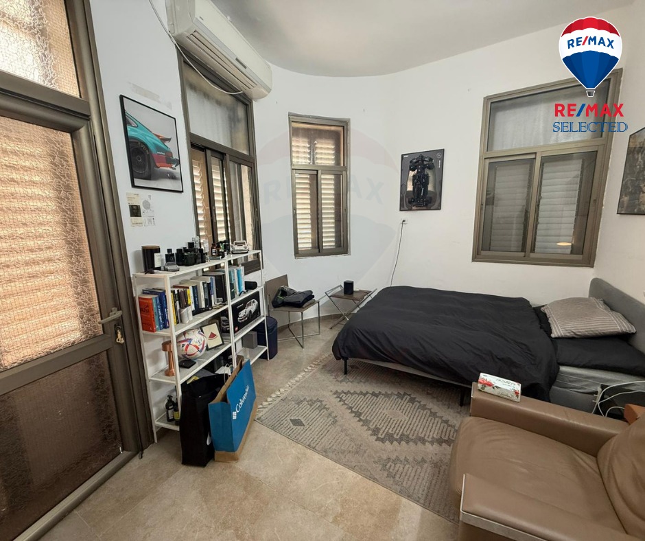 WhatsApp Image 2026-02-17 at 12.00.42 (3)