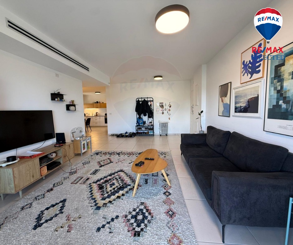 WhatsApp Image 2026-03-31 at 16.00.08 (2)