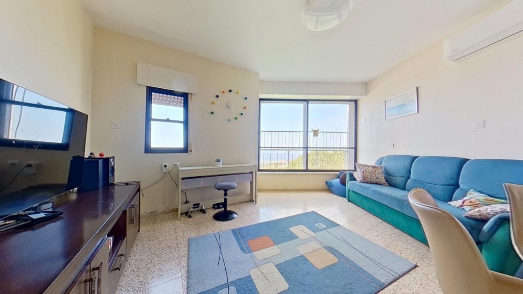 WhatsApp Image 2026-04-12 at 09.19.11 (2)